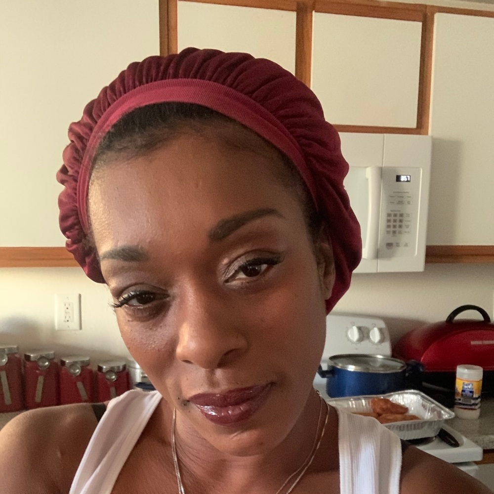 Meet your Posher, Amieka